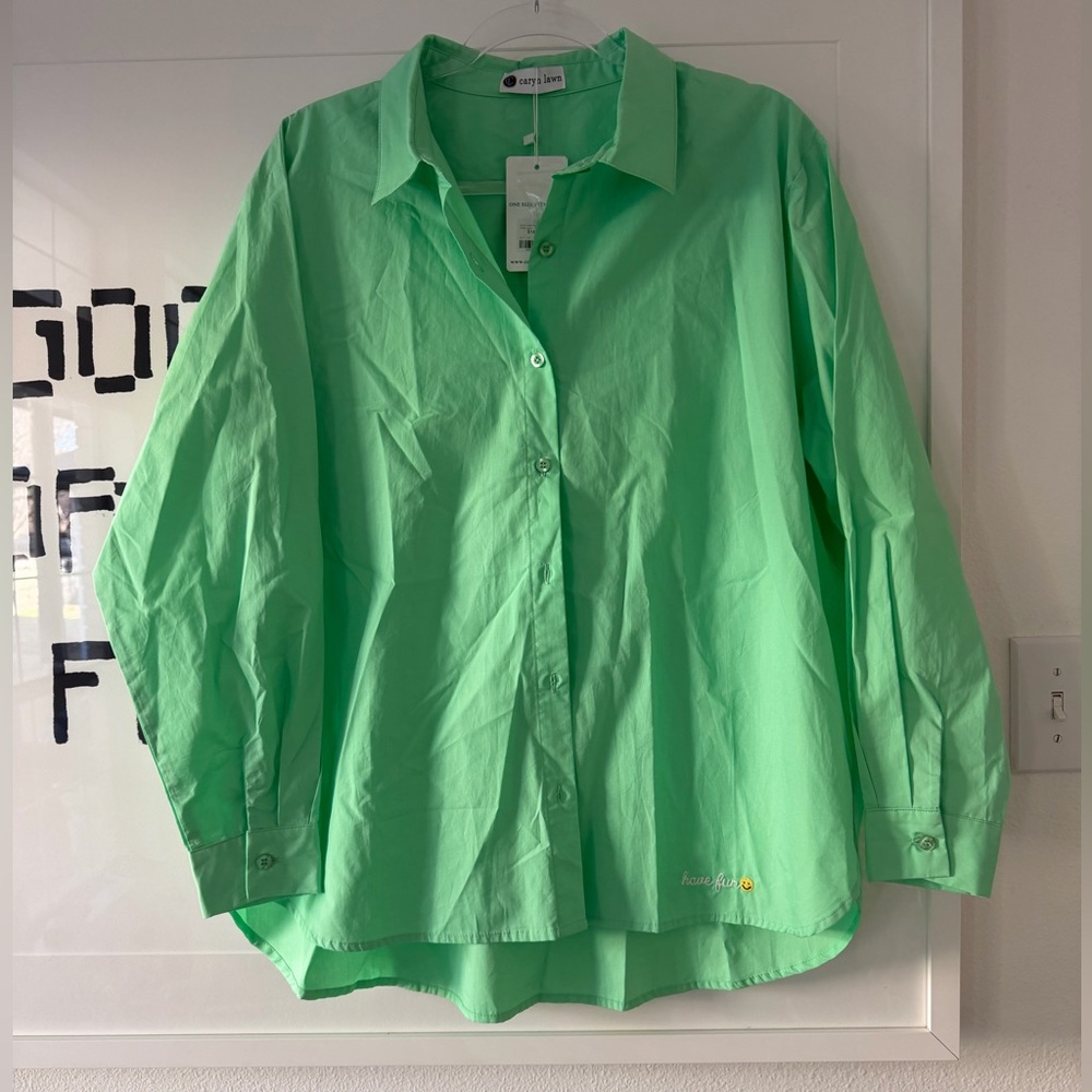 NWT Caryn Lawn oversized Green Button-Up Shirt